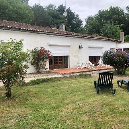 Chez Firmin "Les Ombrages" Mesnac Exterior foto